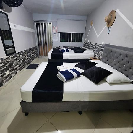 Hotel Medellin Calasanz Ngoại thất bức ảnh