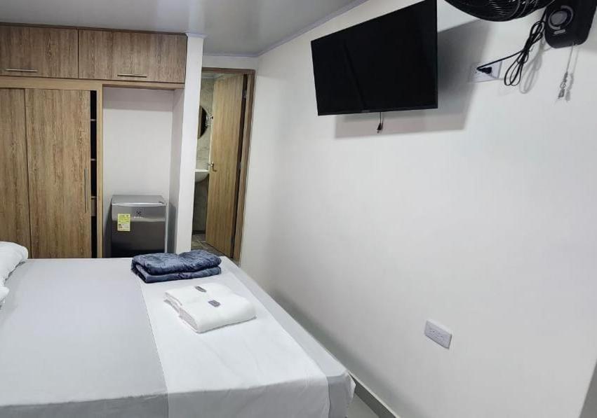 Hotel Medellin Calasanz Ngoại thất bức ảnh