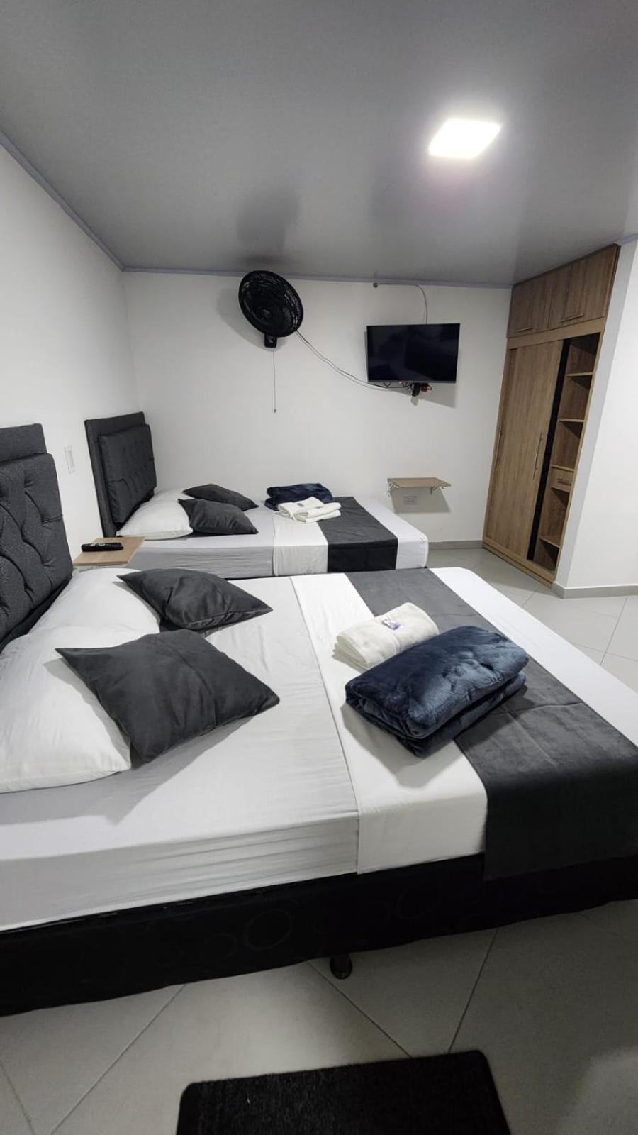 Hotel Medellin Calasanz Ngoại thất bức ảnh