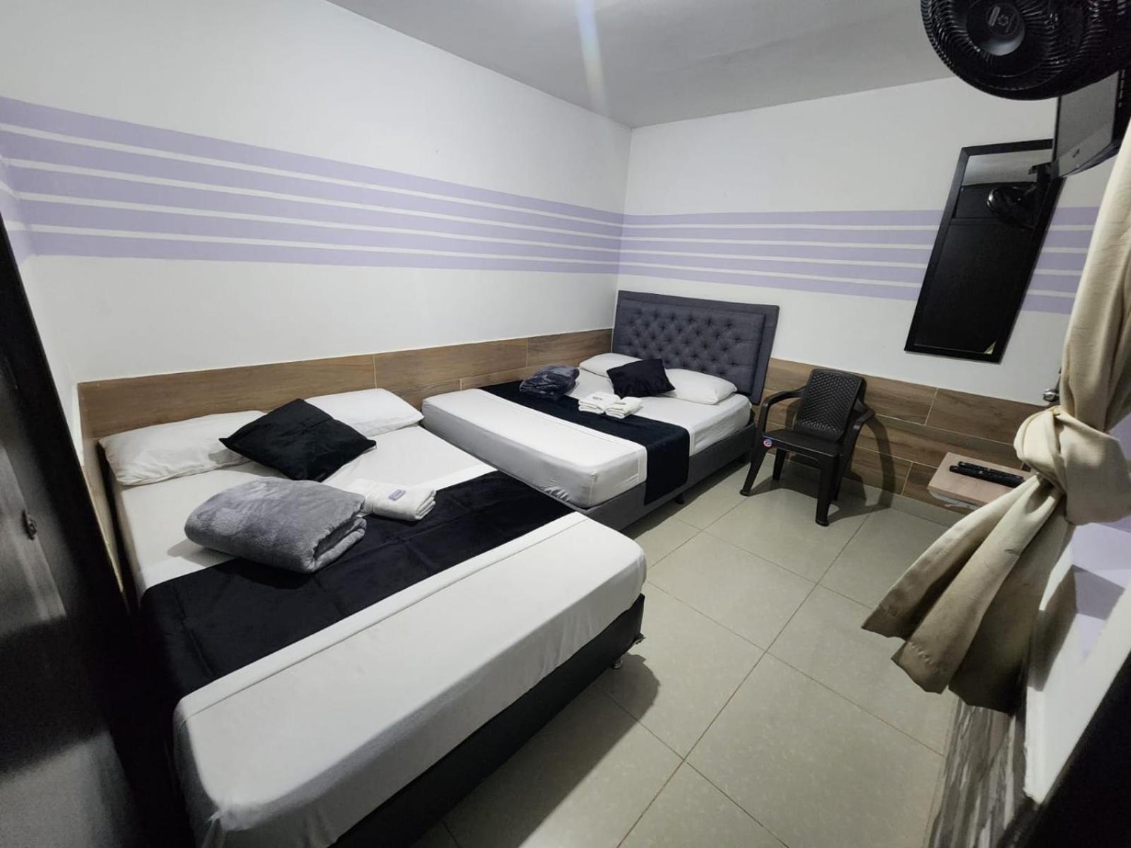 Hotel Medellin Calasanz Ngoại thất bức ảnh
