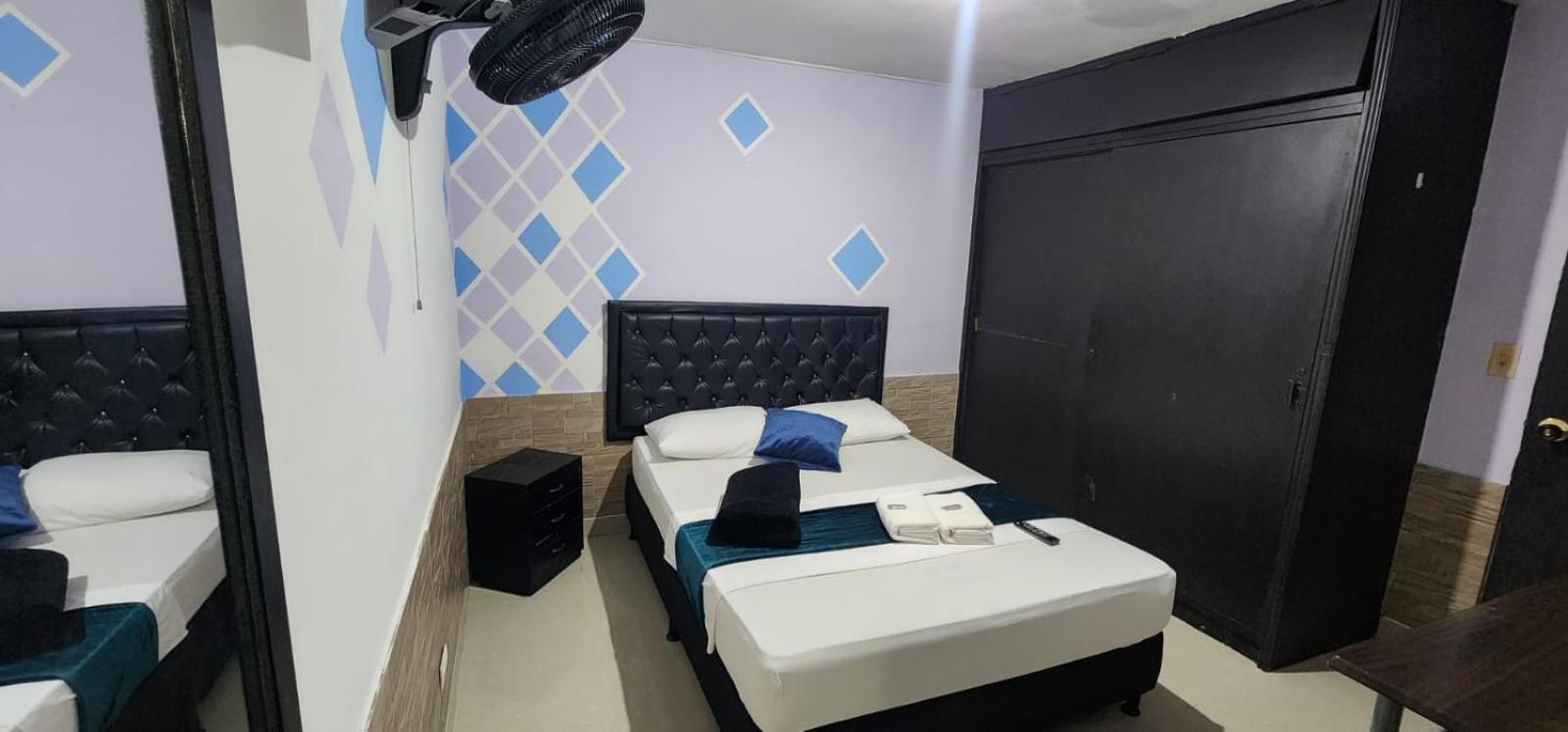 Hotel Medellin Calasanz Ngoại thất bức ảnh